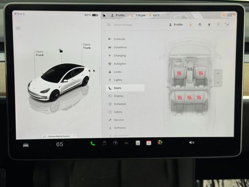 Used 2022 Tesla Model 3 image 28