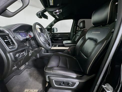 Used 2019 RAM 1500 Laramie RWD image 13