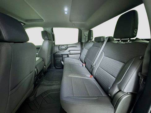 Used 2023 Chevrolet Silverado 1500 Custom image 17