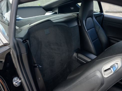 Used 2018 Porsche 718 Cayman S image 22