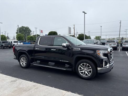 Used 2021 GMC Sierra 1500 SLT w/ SLT Premium Plus Package AWD/4WD image 8
