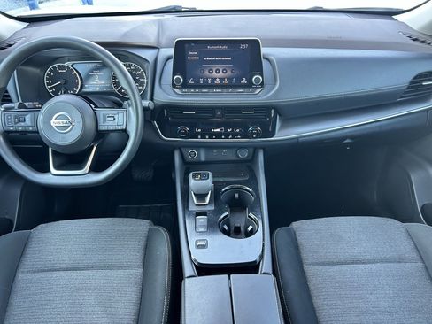 Certified 2021 Nissan Rogue SV image 11