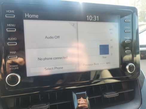 Used 2020 Toyota Corolla LE FWD image 16