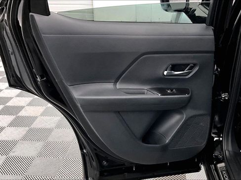 New 2026 Nissan Kicks SR w/ SR Premium Package AWD/4WD image 64