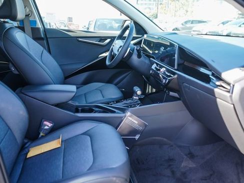 New 2026 Kia Niro SX image 10