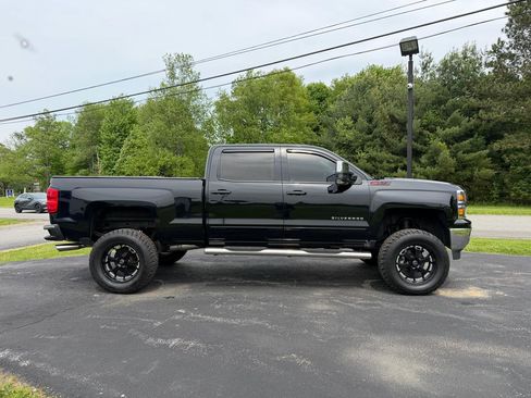 Used 2015 Chevrolet Silverado 1500 LT w/ All Star Edition AWD/4WD image 4