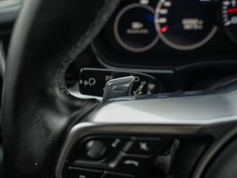 Used 2018 Porsche Panamera 4S image 23