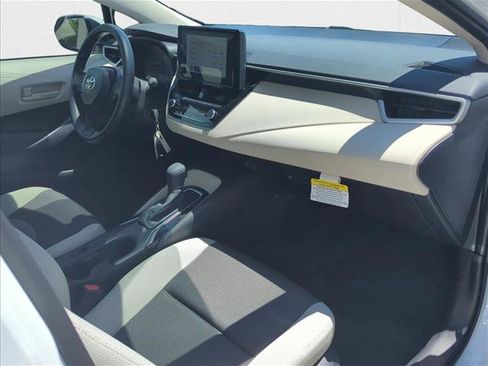 New 2025 Toyota Corolla LE image 24