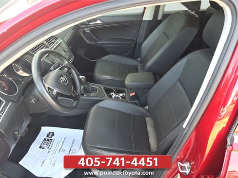 Used 2020 Volkswagen Tiguan SE FWD image 13