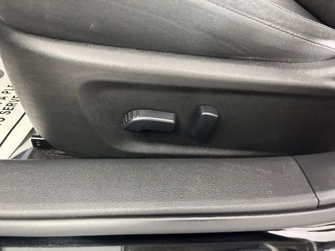 Used 2024 Nissan Altima 2.5 SV FWD image 31