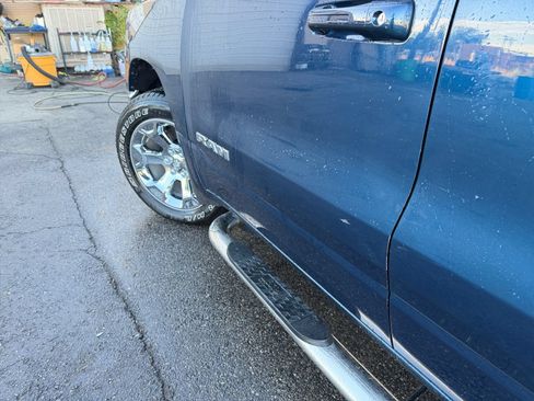 Used 2022 RAM 1500 Big Horn AWD/4WD image 34