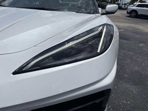 Used 2023 Chevrolet Corvette Stingray Premium Conv w/ Z51 Performance Package RWD image 9