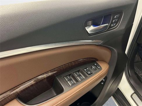 Used 2018 Acura MDX SH-AWD w/ Technology Package image 15