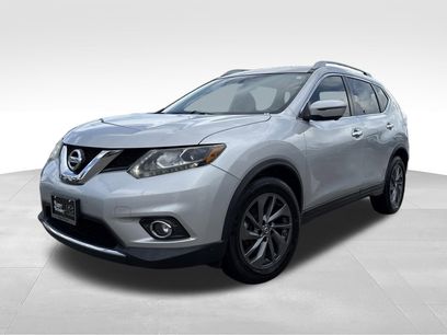 Used 2016 Nissan Rogue SL w/ SL Premium Package
