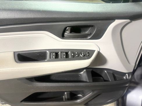 Used 2019 Honda Odyssey EX image 22