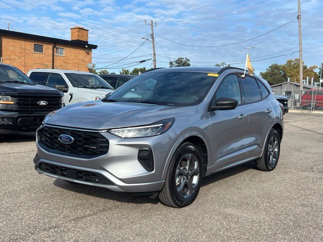 Certified 2024 Ford Escape ST-Line w/ Tech Pack #1 AWD/4WD image 26