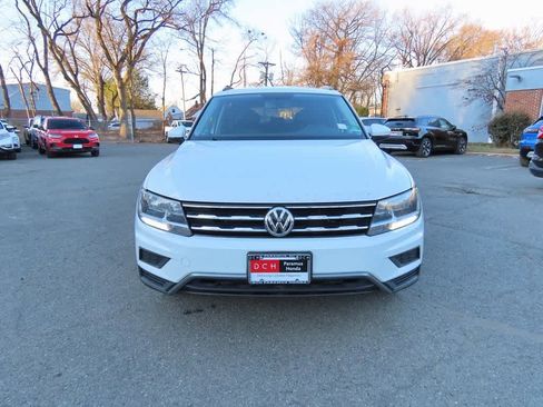 Used 2019 Volkswagen Tiguan SE image 6