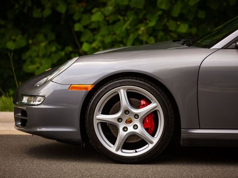 Used 2006 Porsche 911 Carrera 4S AWD/4WD image 8