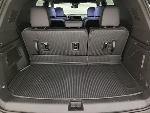 New 2026 Chevrolet Traverse LT w/ Driver Confidence Package image 25