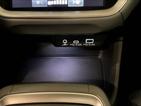 Used 2024 Subaru Crosstrek 2.0i Premium image 34