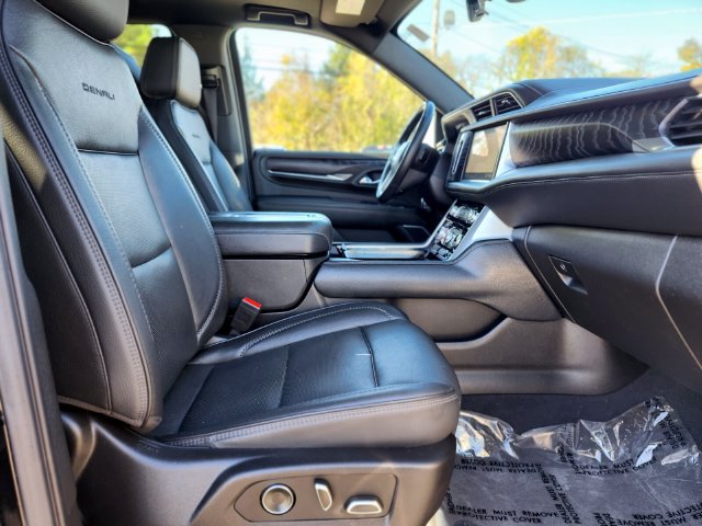 Used 2021 GMC Yukon Denali w/ Denali Ultimate Package AWD/4WD image 11