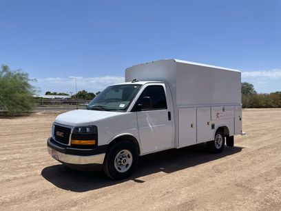 New 2025 GMC Savana 3500 w/ Power Convenience Package