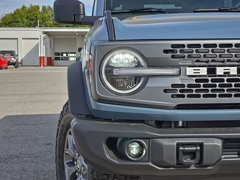 New 2025 Ford Bronco Badlands image 9