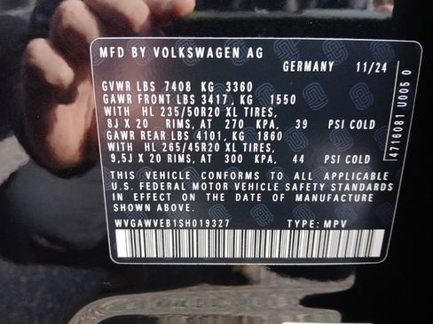 New 2025 Volkswagen ID. Buzz Pro S image 29