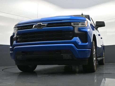 Used 2024 Chevrolet Silverado 1500 RST RWD image 30