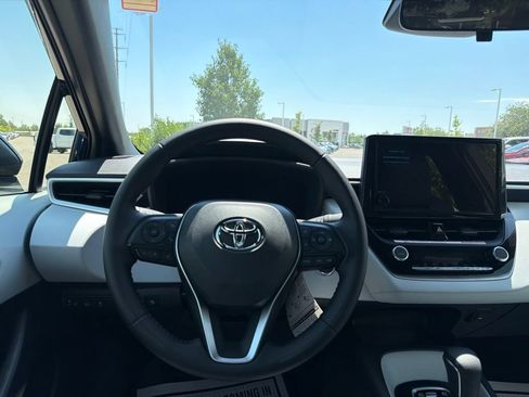 Used 2026 Toyota Corolla SE FWD image 23