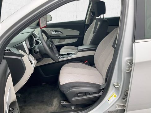 Used 2017 Chevrolet Equinox LS AWD/4WD image 11