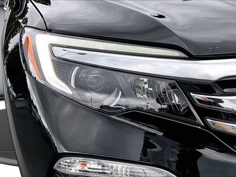 Used 2016 Honda Pilot Elite image 34