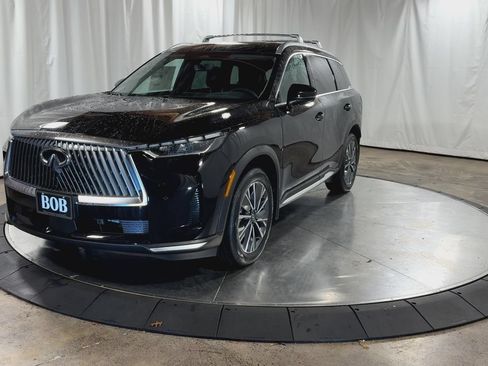Certified 2026 INFINITI QX60 Luxe w/ Cargo Package AWD/4WD image 8