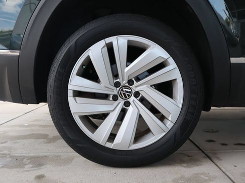 Used 2021 Volkswagen Atlas SEL FWD image 12