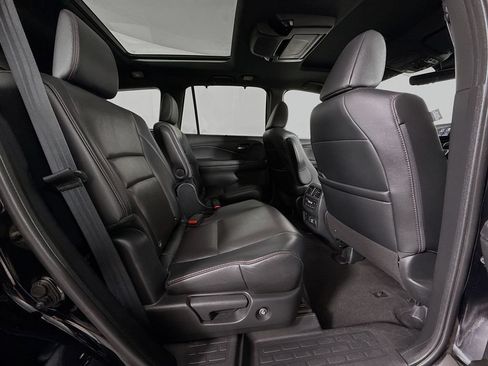 Used 2021 Honda Pilot Black Edition image 27