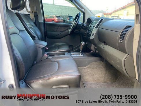 Used 2009 Nissan Frontier PRO-4X w/ Pro-4x Value Truck Pkg AWD/4WD image 29