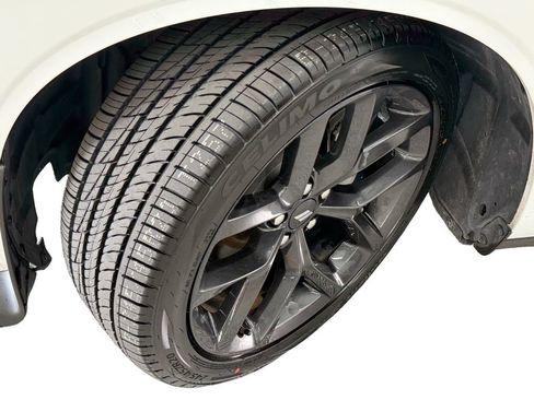 Used 2021 Dodge Challenger GT w/ Blacktop Package RWD image 9