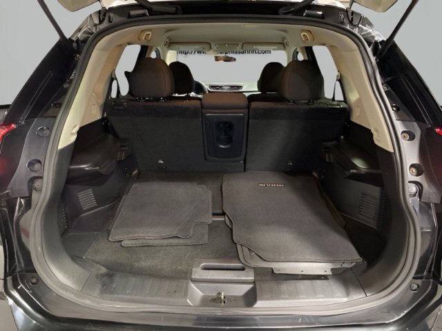 Used 2018 Nissan Rogue SV AWD/4WD image 24