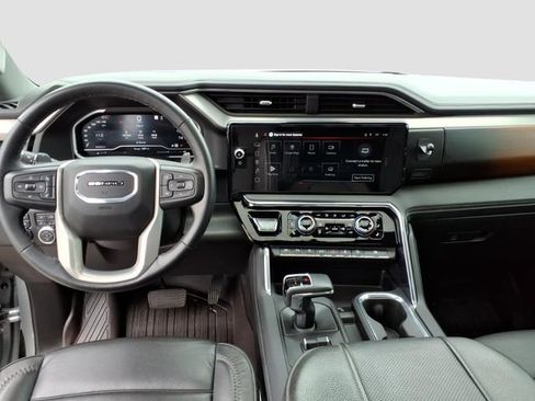 Used 2024 GMC Sierra 1500 Denali w/ Denali Reserve Package AWD/4WD image 12