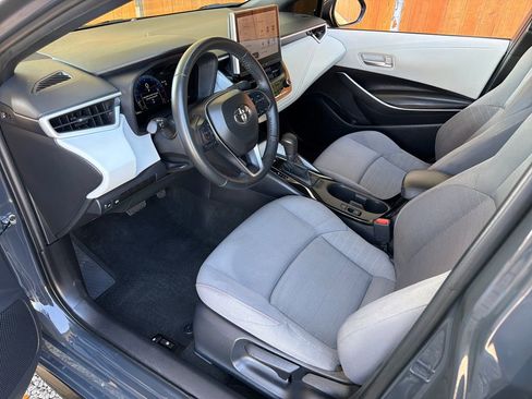 Used 2025 Toyota Corolla FX w/ Convenience Package image 2