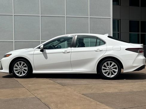 Used 2024 Toyota Camry LE w/ Convenience Package FWD image 7