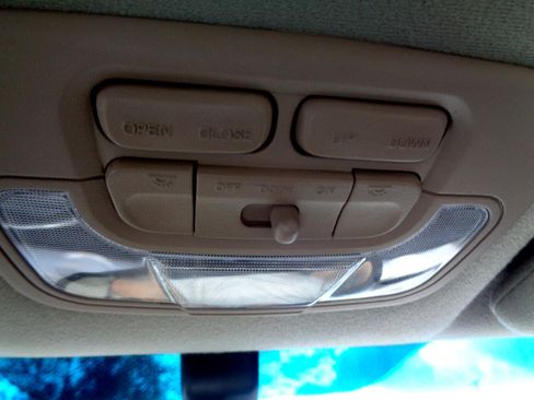 Used 2006 Kia Optima image 20