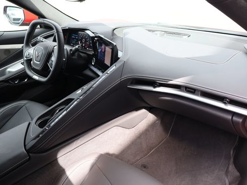 Used 2025 Chevrolet Corvette Z06 RWD image 26