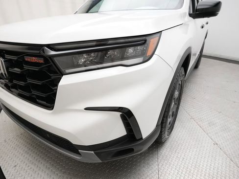 Certified 2025 Honda Pilot TrailSport image 23