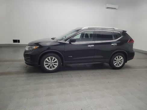 Used 2019 Nissan Rogue SV FWD image 2