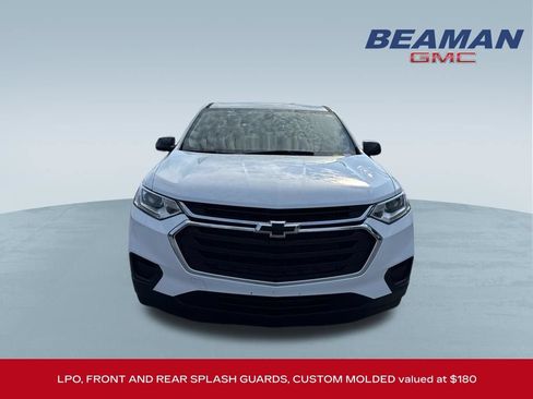 Used 2020 Chevrolet Traverse LS FWD image 2