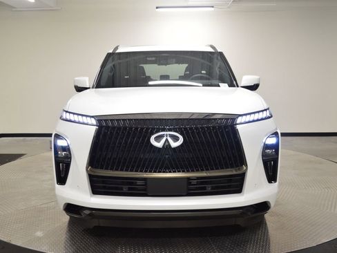 Certified 2026 INFINITI QX80 Autograph w/ Premium Cargo Package AWD/4WD image 10