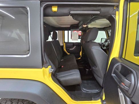 Used 2015 Jeep Wrangler Unlimited Sport w/ Quick Order Package 24S AWD/4WD image 18