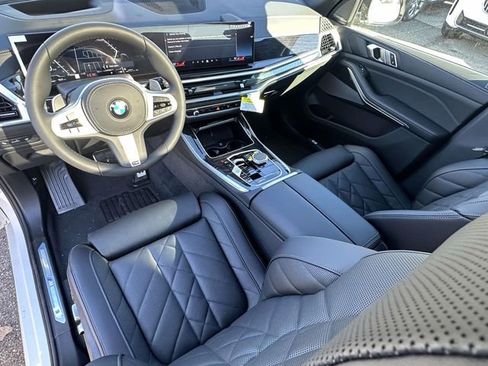 New 2026 BMW X5 xDrive40i w/ M Sport Package image 10
