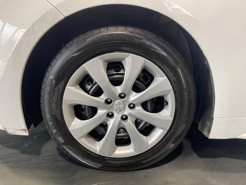 Used 2024 Toyota Corolla LE FWD image 10
